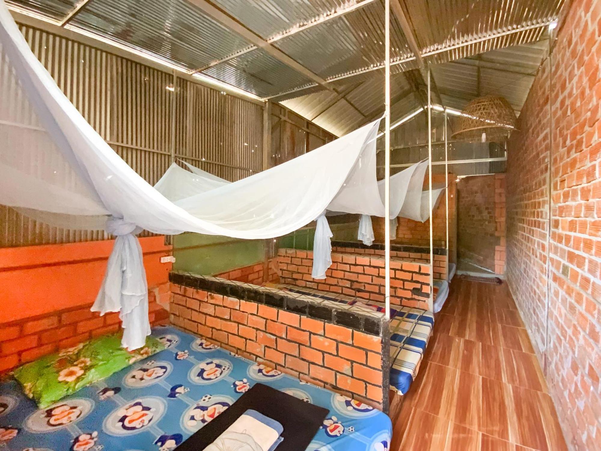 Ratanakiri Homestay & Jungle Trek Banlung Exterior photo