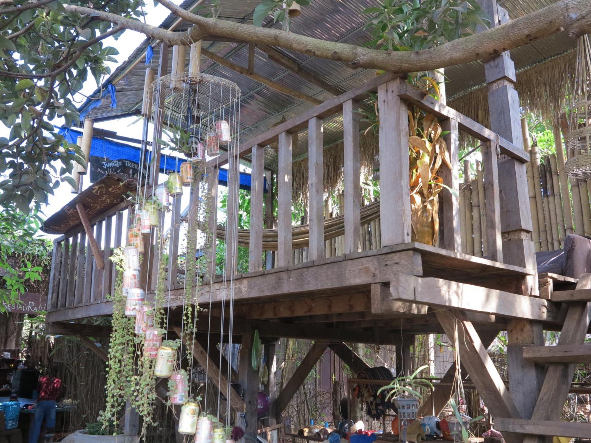 Ratanakiri Homestay & Jungle Trek Banlung Exterior photo