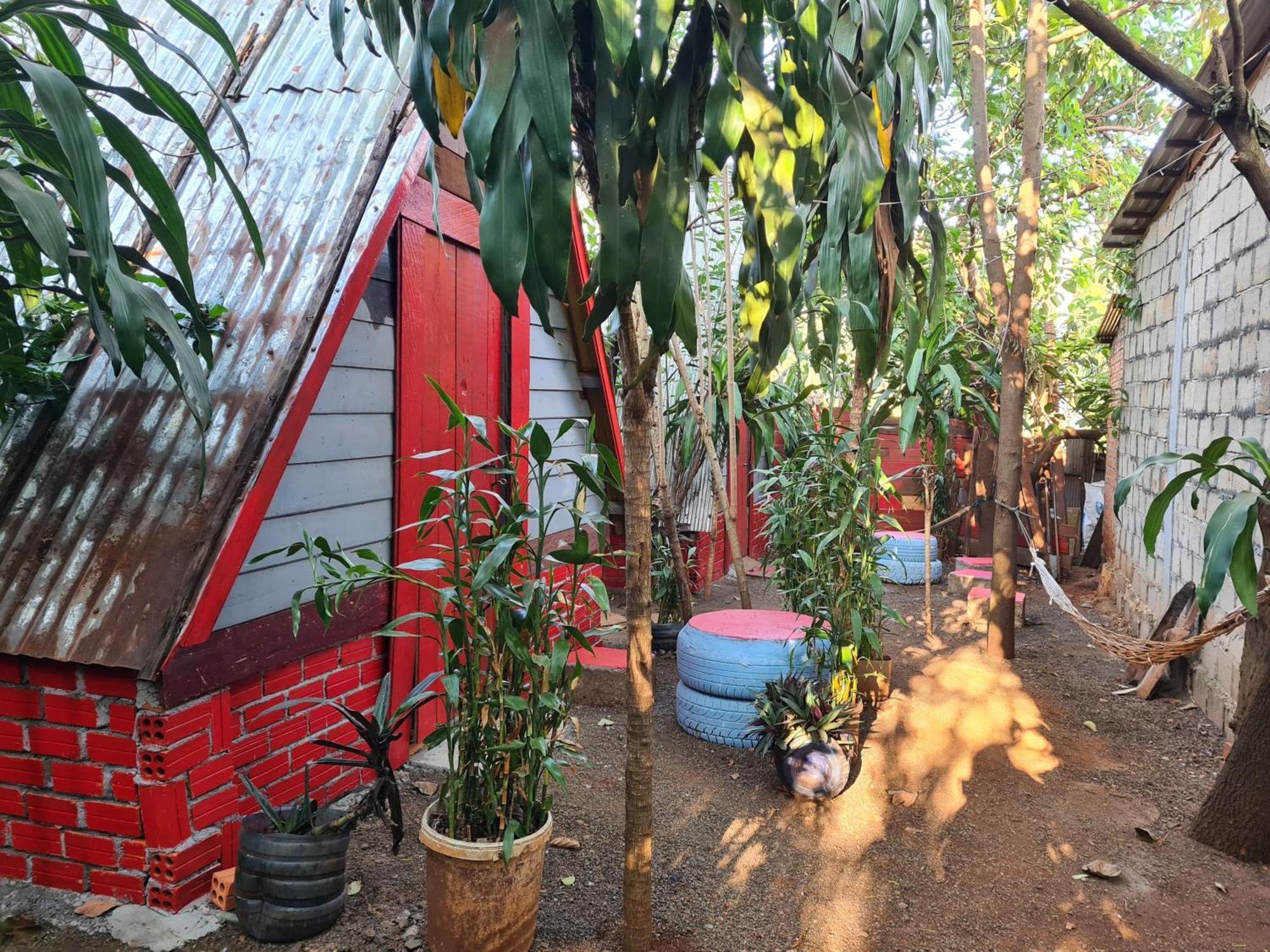 Ratanakiri Homestay & Jungle Trek Banlung Exterior photo